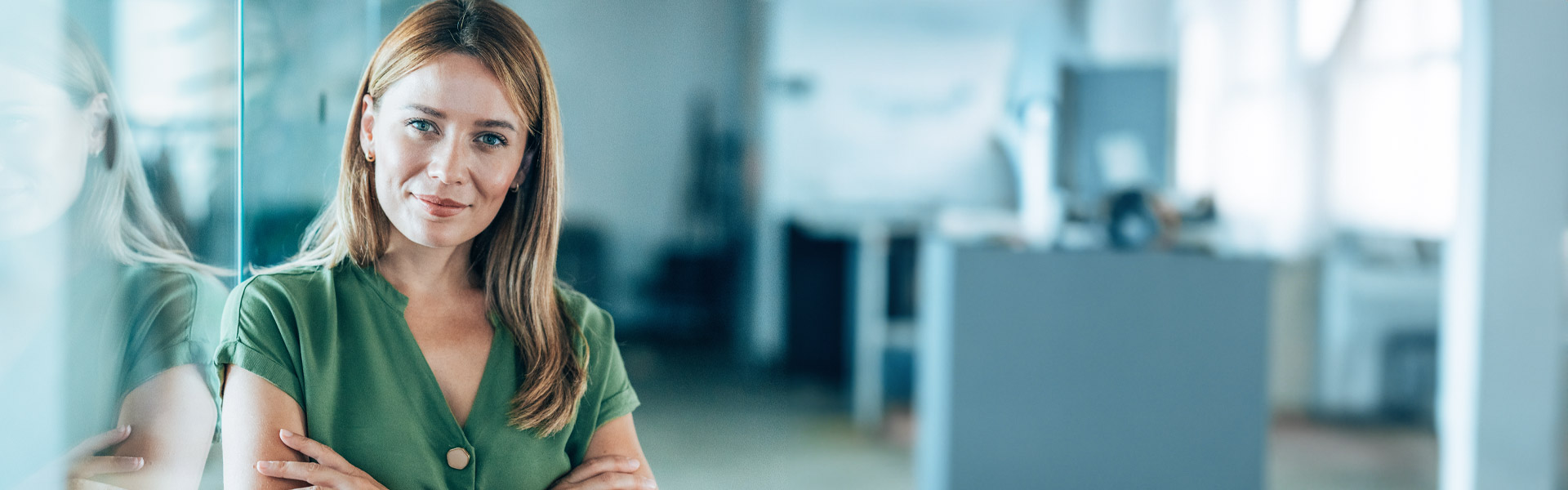 header-fgk-frau-im-büro